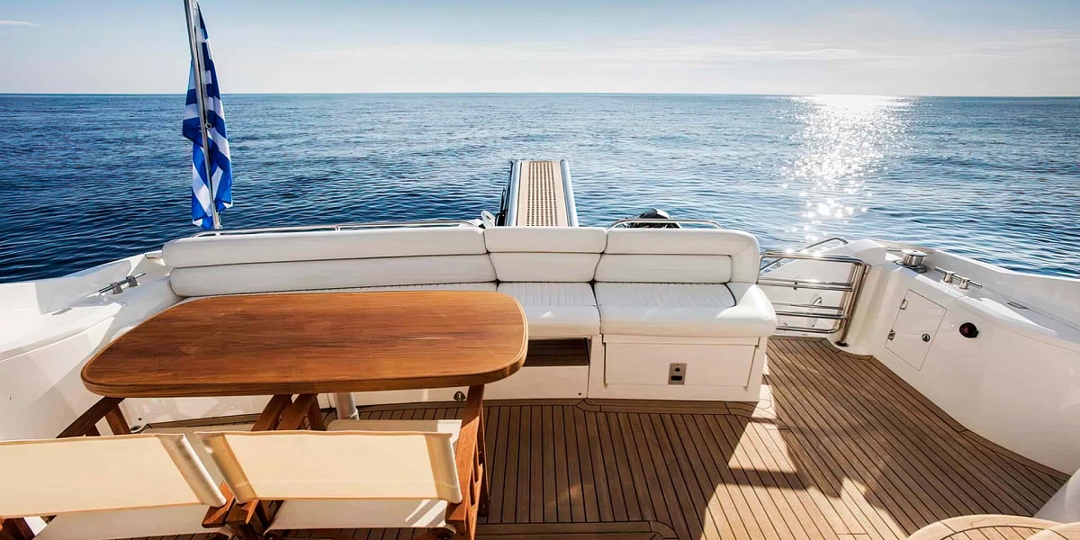 Аренда моторной яхты Sunseeker 52 на Миконосе, Греция